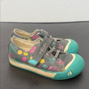 KEEN Gray Polka Dot Print Shoes